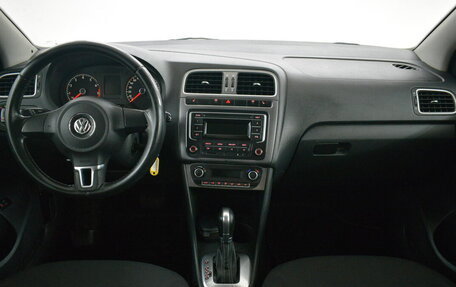 Volkswagen Polo VI (EU Market), 2015 год, 1 030 000 рублей, 5 фотография