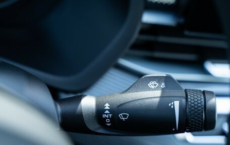 Geely Emgrand, 2024 год, 2 243 990 рублей, 22 фотография