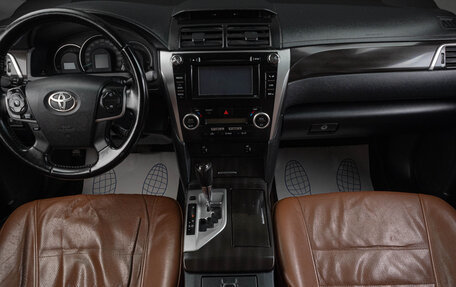 Toyota Camry, 2014 год, 1 249 000 рублей, 6 фотография