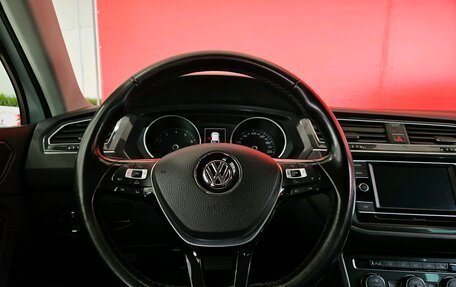 Volkswagen Tiguan II, 2017 год, 1 895 000 рублей, 11 фотография