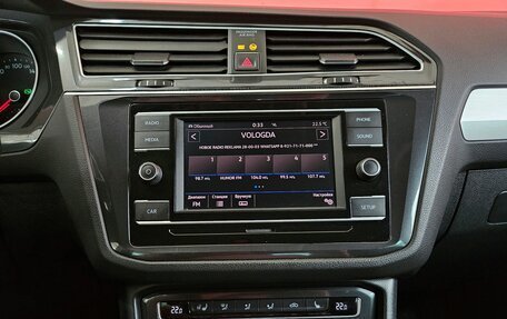 Volkswagen Tiguan II, 2017 год, 1 895 000 рублей, 14 фотография