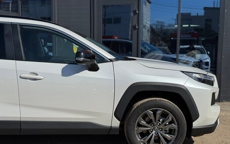 Toyota RAV4, 2025 год, 3 590 000 рублей, 12 фотография