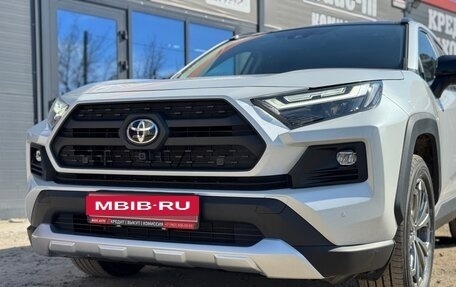 Toyota RAV4, 2025 год, 3 590 000 рублей, 4 фотография