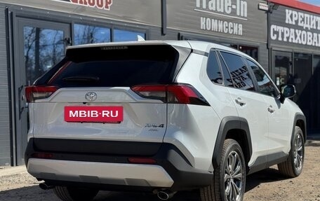 Toyota RAV4, 2025 год, 3 590 000 рублей, 9 фотография