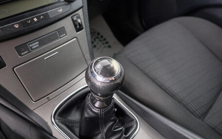 Toyota Avensis III рестайлинг, 2009 год, 1 049 000 рублей, 17 фотография