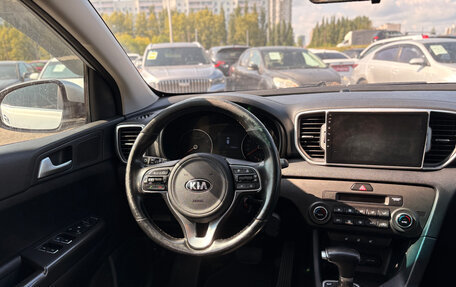 KIA Sportage IV рестайлинг, 2018 год, 1 900 000 рублей, 13 фотография