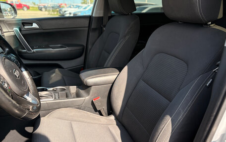 KIA Sportage IV рестайлинг, 2018 год, 1 900 000 рублей, 11 фотография