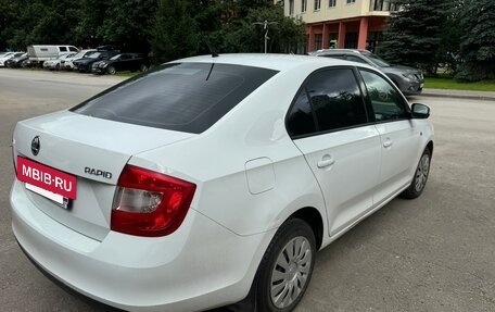 Skoda Rapid I, 2014 год, 930 000 рублей, 4 фотография