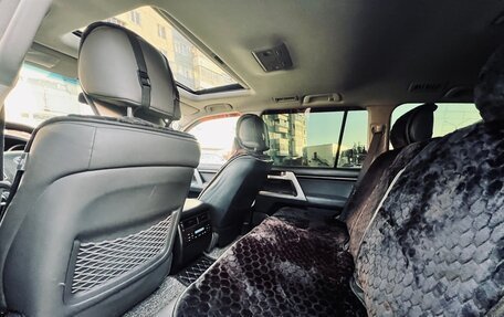 Toyota Land Cruiser 200, 2009 год, 2 300 000 рублей, 16 фотография