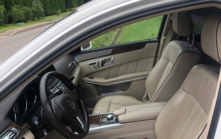 Mercedes-Benz E-Класс, 2014 год, 1 780 000 рублей, 3 фотография