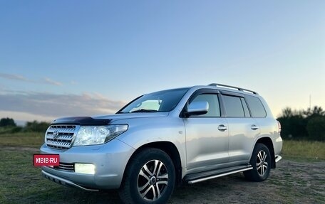 Toyota Land Cruiser 200, 2009 год, 2 300 000 рублей, 8 фотография