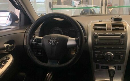 Toyota Corolla, 2010 год, 1 100 000 рублей, 4 фотография