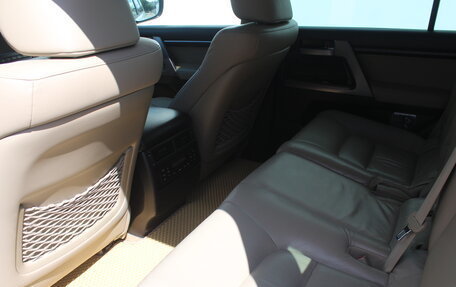 Toyota Land Cruiser 200, 2010 год, 3 250 000 рублей, 17 фотография