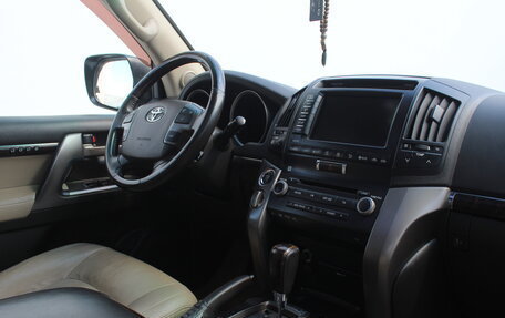 Toyota Land Cruiser 200, 2010 год, 3 250 000 рублей, 13 фотография