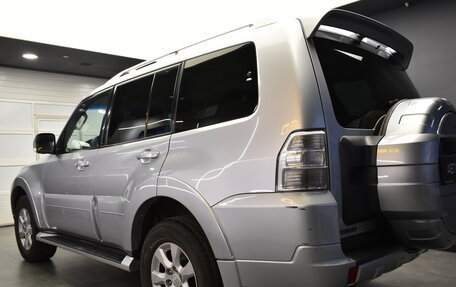 Mitsubishi Pajero IV, 2010 год, 1 560 000 рублей, 4 фотография