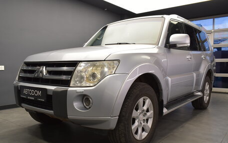 Mitsubishi Pajero IV, 2010 год, 1 560 000 рублей, 2 фотография