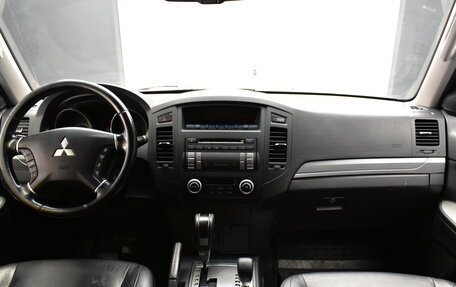 Mitsubishi Pajero IV, 2010 год, 1 560 000 рублей, 10 фотография