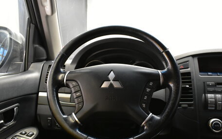 Mitsubishi Pajero IV, 2010 год, 1 560 000 рублей, 12 фотография