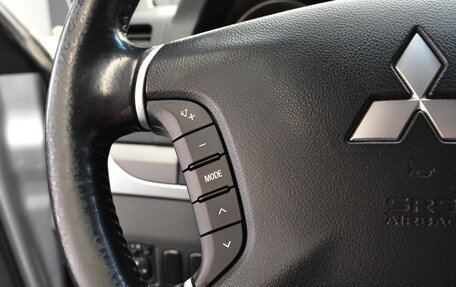 Mitsubishi Pajero IV, 2010 год, 1 560 000 рублей, 13 фотография