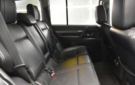 Mitsubishi Pajero IV, 2010 год, 1 560 000 рублей, 22 фотография