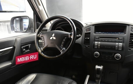 Mitsubishi Pajero IV, 2010 год, 1 560 000 рублей, 11 фотография