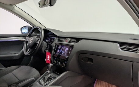 Skoda Octavia, 2019 год, 2 195 000 рублей, 11 фотография