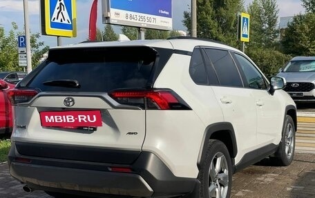 Toyota RAV4, 2019 год, 2 799 000 рублей, 5 фотография