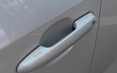 Toyota RAV4, 2019 год, 2 799 000 рублей, 16 фотография