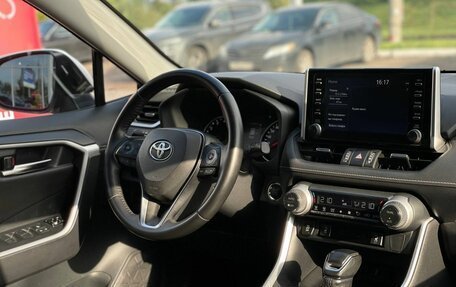 Toyota RAV4, 2019 год, 2 799 000 рублей, 28 фотография