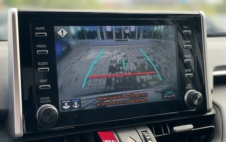 Toyota RAV4, 2019 год, 2 799 000 рублей, 24 фотография