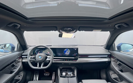 BMW 5 серия, 2023 год, 6 290 000 рублей, 13 фотография