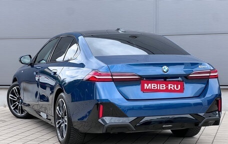 BMW 5 серия, 2023 год, 6 290 000 рублей, 5 фотография