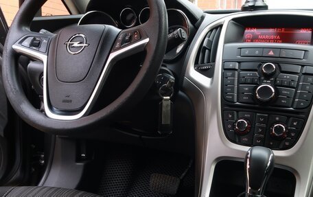 Opel Astra J, 2011 год, 900 000 рублей, 4 фотография