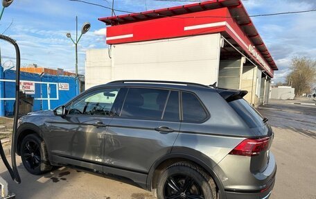 Volkswagen Tiguan II, 2021 год, 2 900 000 рублей, 5 фотография