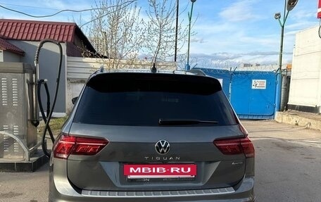 Volkswagen Tiguan II, 2021 год, 2 900 000 рублей, 7 фотография
