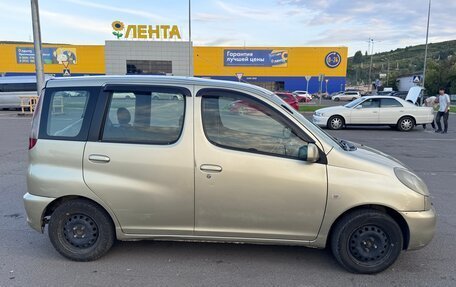 Toyota FunCargo, 2001 год, 350 000 рублей, 7 фотография