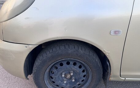 Toyota FunCargo, 2001 год, 350 000 рублей, 25 фотография
