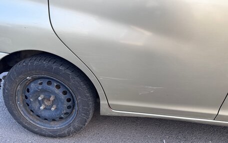 Toyota FunCargo, 2001 год, 350 000 рублей, 33 фотография
