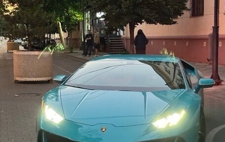 Lamborghini Huracán, 2021 год, 25 000 000 рублей, 4 фотография