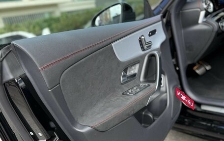 Mercedes-Benz CLA, 2023 год, 5 400 000 рублей, 12 фотография