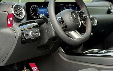 Mercedes-Benz CLA, 2023 год, 5 400 000 рублей, 13 фотография