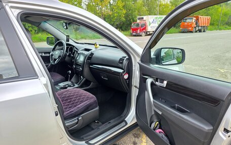 KIA Sorento II рестайлинг, 2011 год, 1 350 000 рублей, 25 фотография