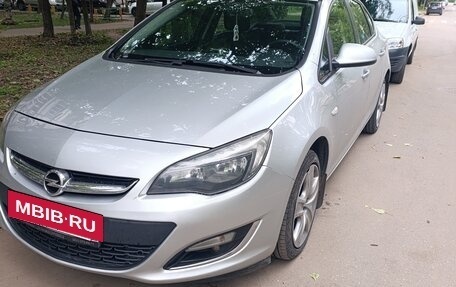 Opel Astra J, 2013 год, 720 000 рублей, 4 фотография