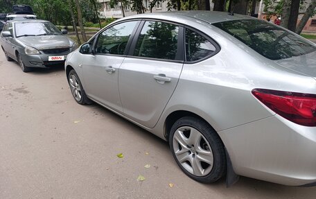 Opel Astra J, 2013 год, 720 000 рублей, 9 фотография