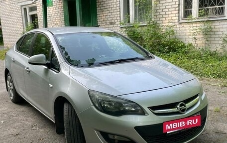Opel Astra J, 2013 год, 720 000 рублей, 8 фотография