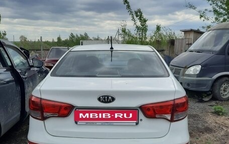 KIA Rio III рестайлинг, 2015 год, 638 000 рублей, 4 фотография
