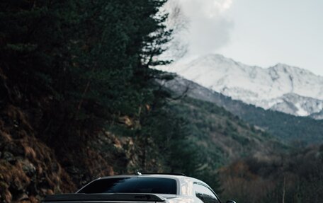 Dodge Challenger III рестайлинг 2, 2018 год, 3 999 000 рублей, 10 фотография