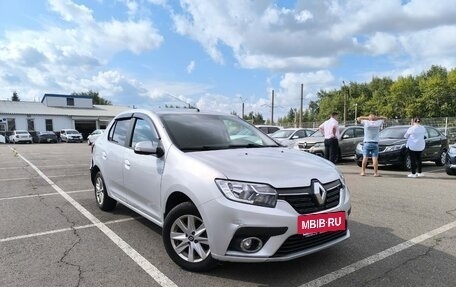 Renault Logan II, 2018 год, 857 287 рублей, 6 фотография