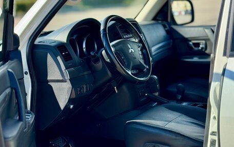 Mitsubishi Pajero IV, 2014 год, 2 900 000 рублей, 11 фотография