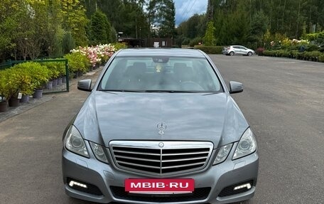 Mercedes-Benz E-Класс, 2009 год, 935 000 рублей, 2 фотография